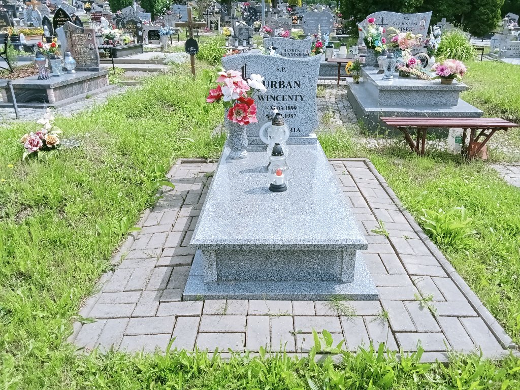 Grób Wincenty Urban