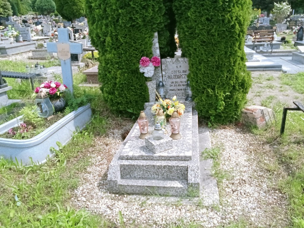 Grób Czesław Włodarczyk