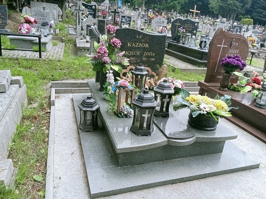 Grób Zofia Kazior