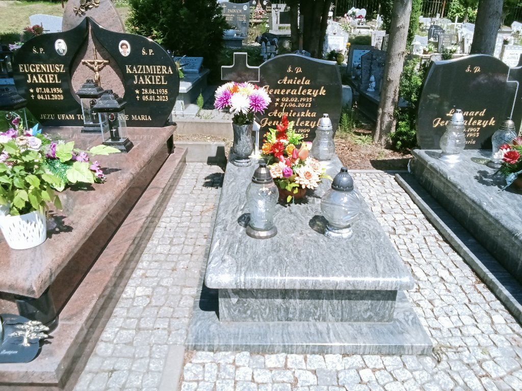 Grób Aniela Jeneralczyk
