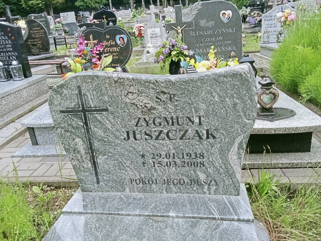 Grób DARIUSZ JUSZCZAK