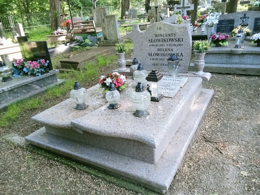 Grób Ryszard Kondal