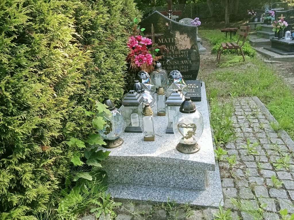 Grób Grzegorz Matelski