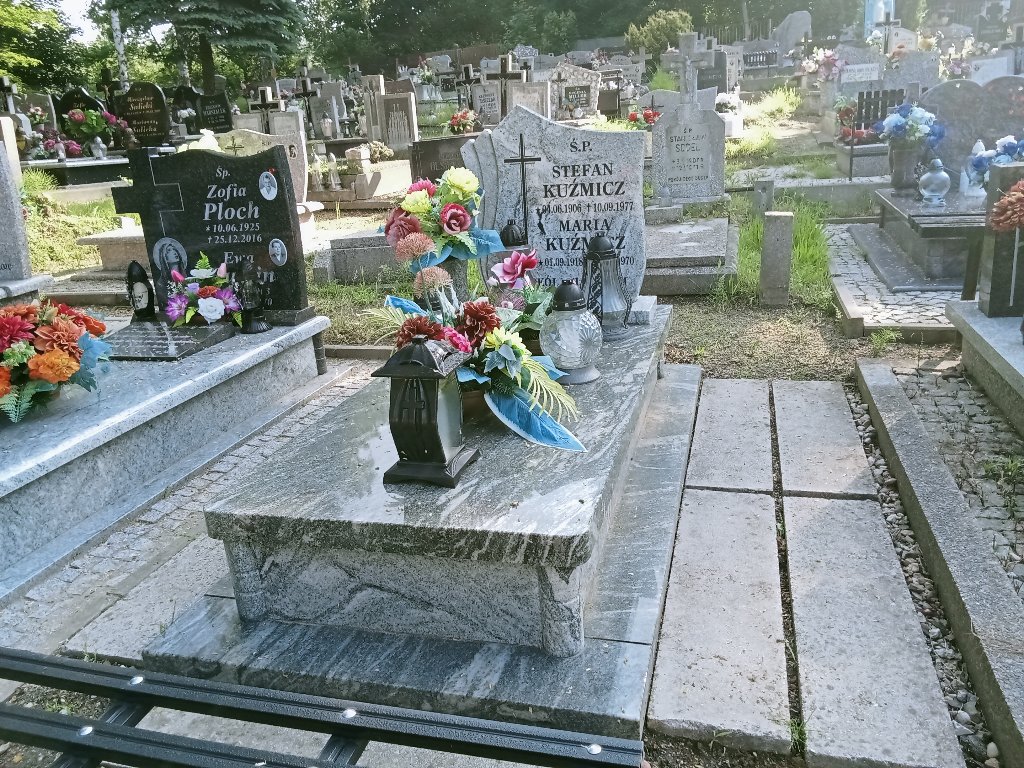 Grób Maria Kużmicz