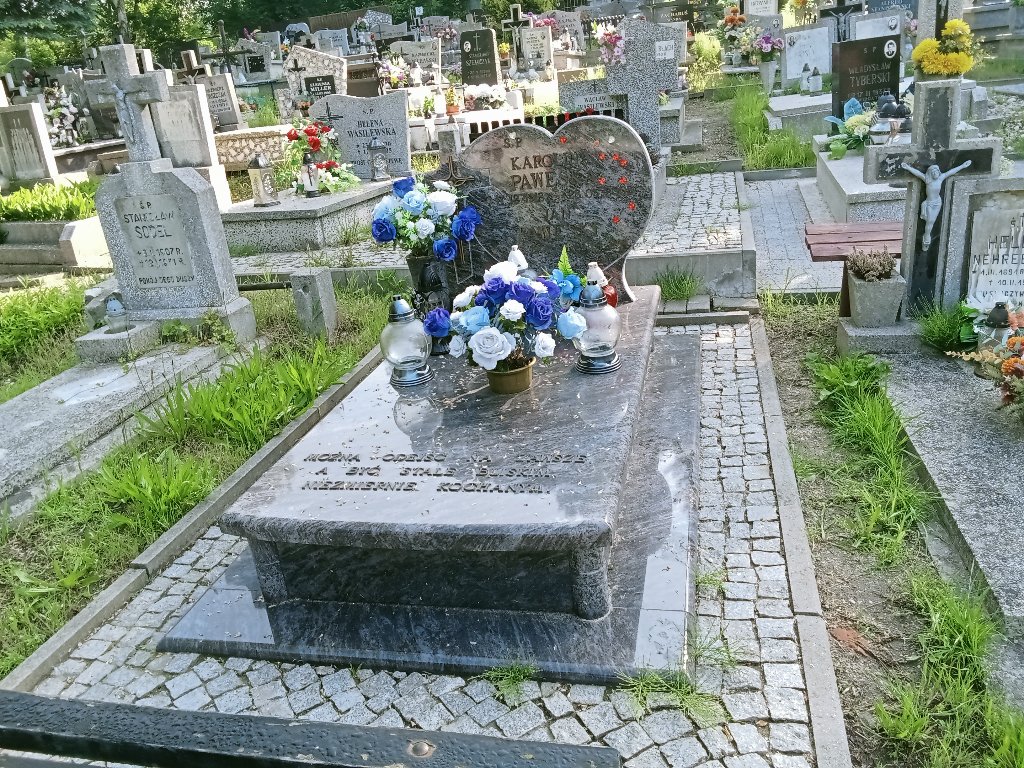Grób Jan Pawęski