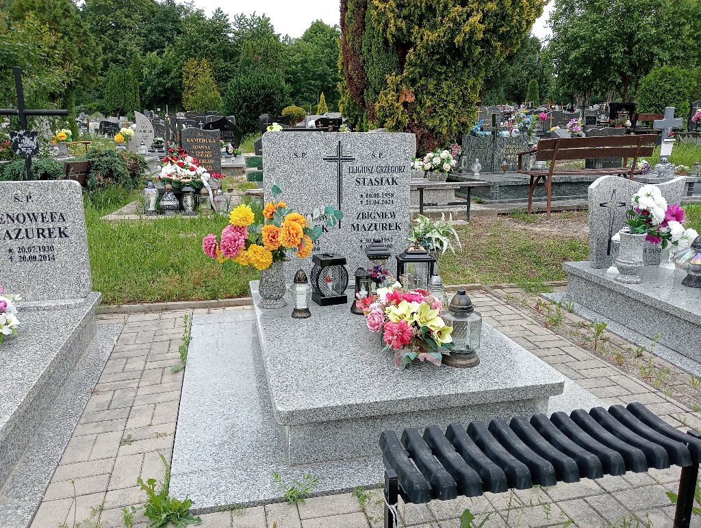 Grób Zbigniew Mazurek