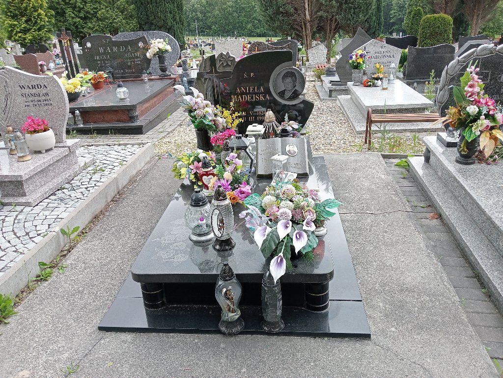 Grób Aniela Madejska