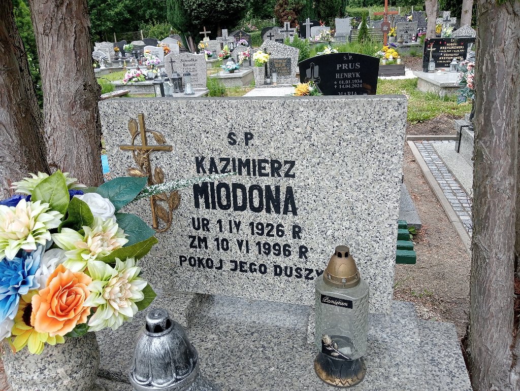 Barbara JACHIMOWICZ 1956 Bogatynia - Grobonet - Wyszukiwarka osób pochowanych