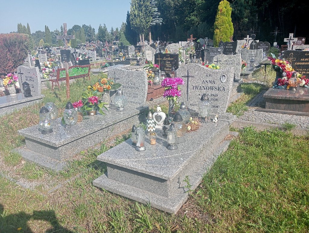 Grób WŁADYSŁAW IWANOWSKI