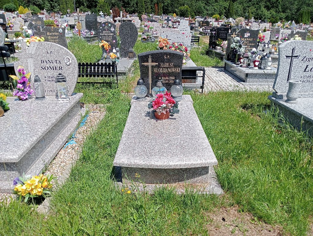 Grób Mariusz Młodzianowski