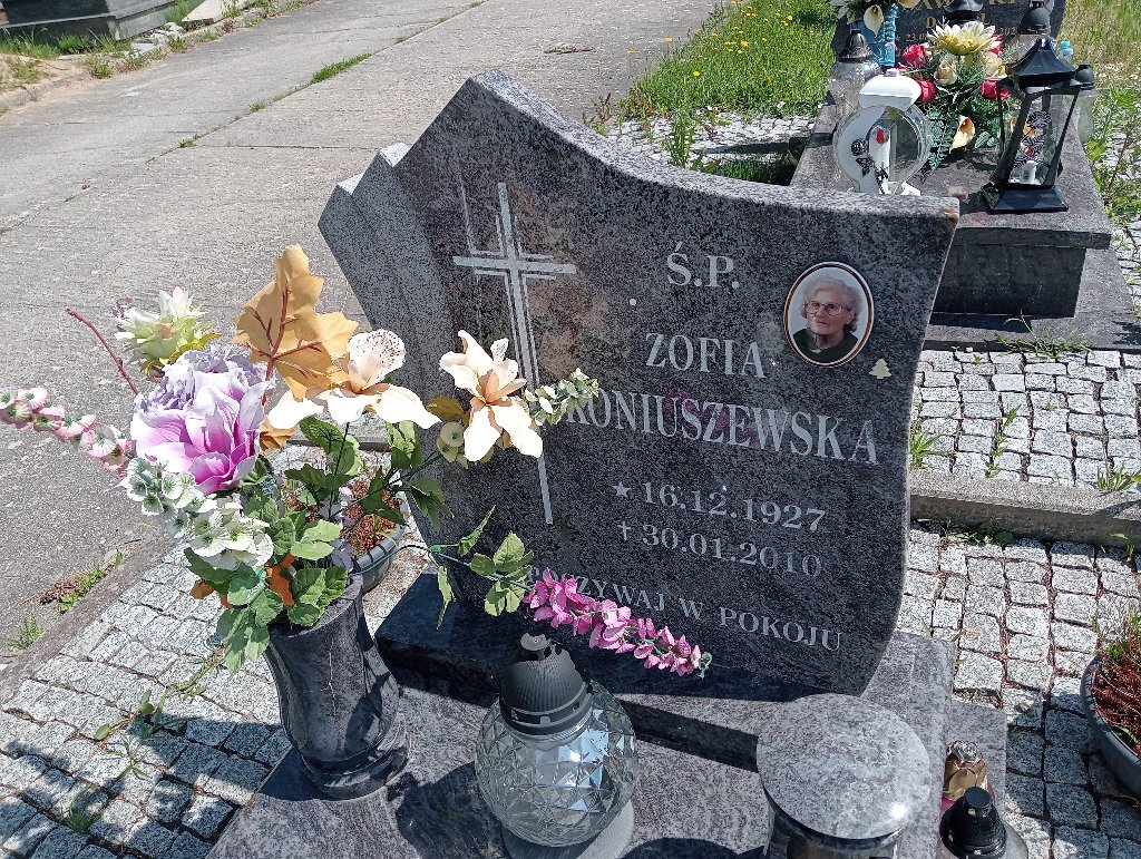 Marcin KONIUSZEWSKI 1980 Bogatynia - Grobonet - Wyszukiwarka osób pochowanych